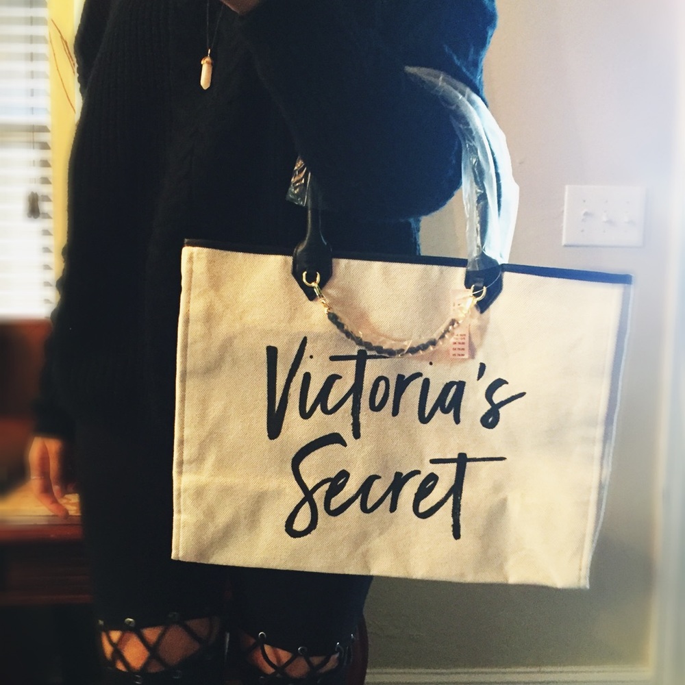 NEW Victoria Secret Tote Bag
